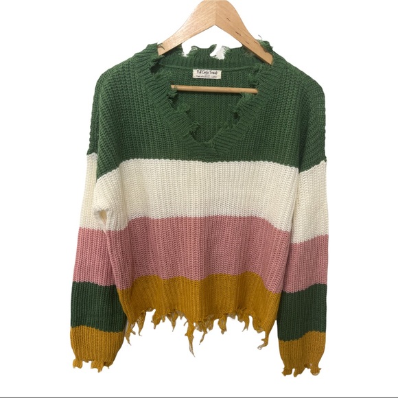 FULL CIRCLE THREADS DISTRESSED FRAYED COLOR BLOCK CROPPED SWEATER NWT - Picture 2 of 16